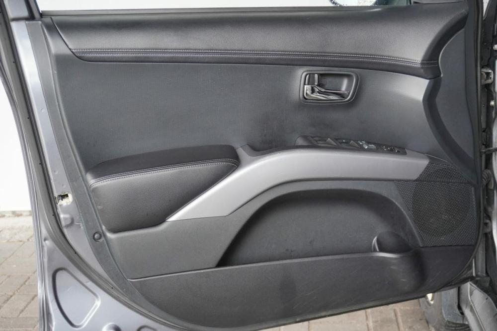 Mitsubishi Outlander II Рестайлинг Калининград  - изображение 15