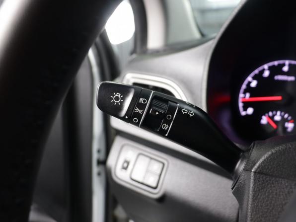 Hyundai Solaris II с пробегом 2020 года, цена 1 439 000 рублей, 62850 км, седан, Автокод Объявления
