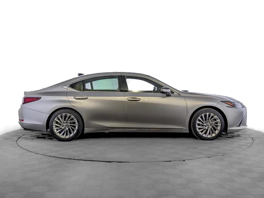 Lexus ES VII Москва  - изображение 4