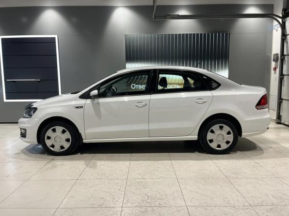 Volkswagen Polo V Рестайлинг с пробегом 2016 года, цена 1 199 000 рублей, 97000 км, седан, Автокод Объявления