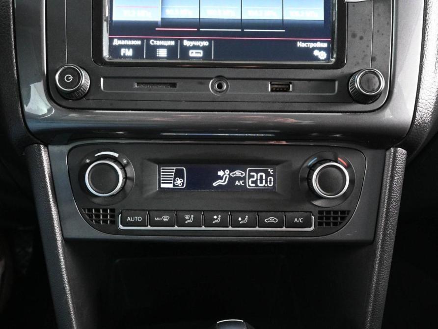 Volkswagen Polo V Рестайлинг Ростов-на-Дону  - изображение 14