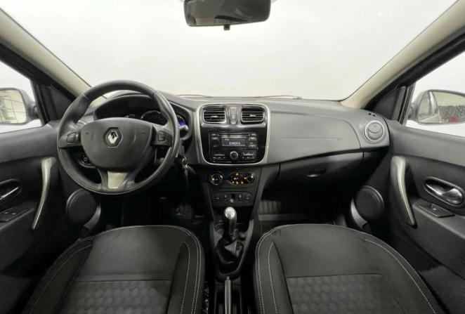 Renault Logan I Рестайлинг с пробегом 2014 года, цена 690 000 рублей, 149577 км, седан, Автокод Объявления