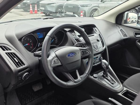 Ford Focus III Рестайлинг с пробегом 2015 года, цена 1 469 000 рублей, 7846 км, хэтчбек, Автокод Объявления