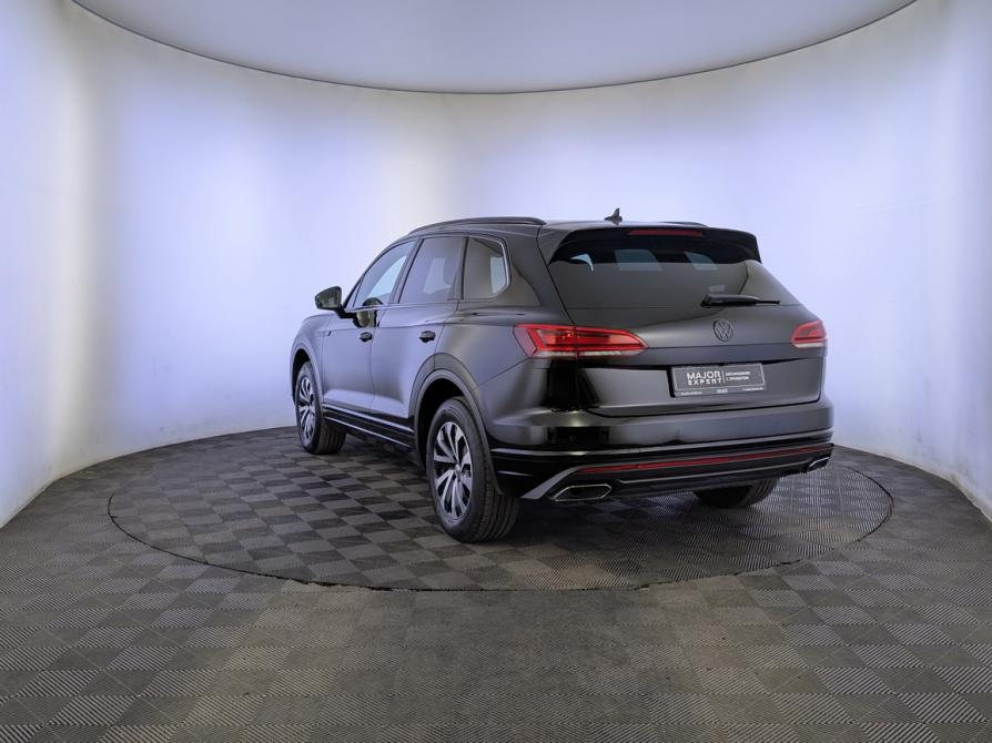 Volkswagen Touareg III Москва  - изображение 7