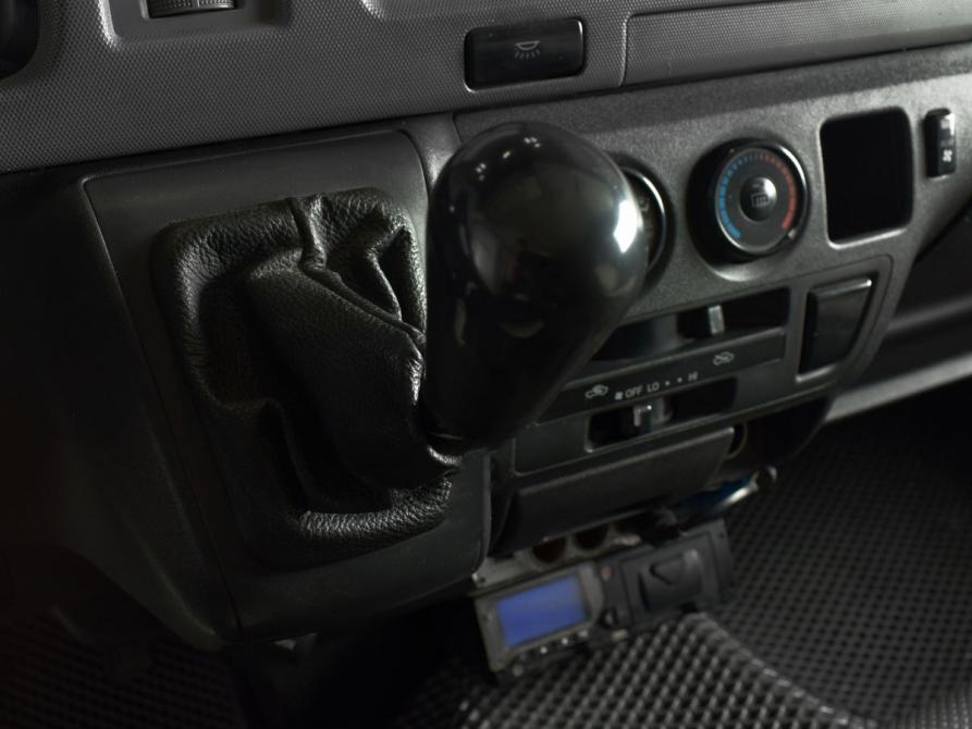 Toyota HiAce H200 Кемерово  - изображение 17