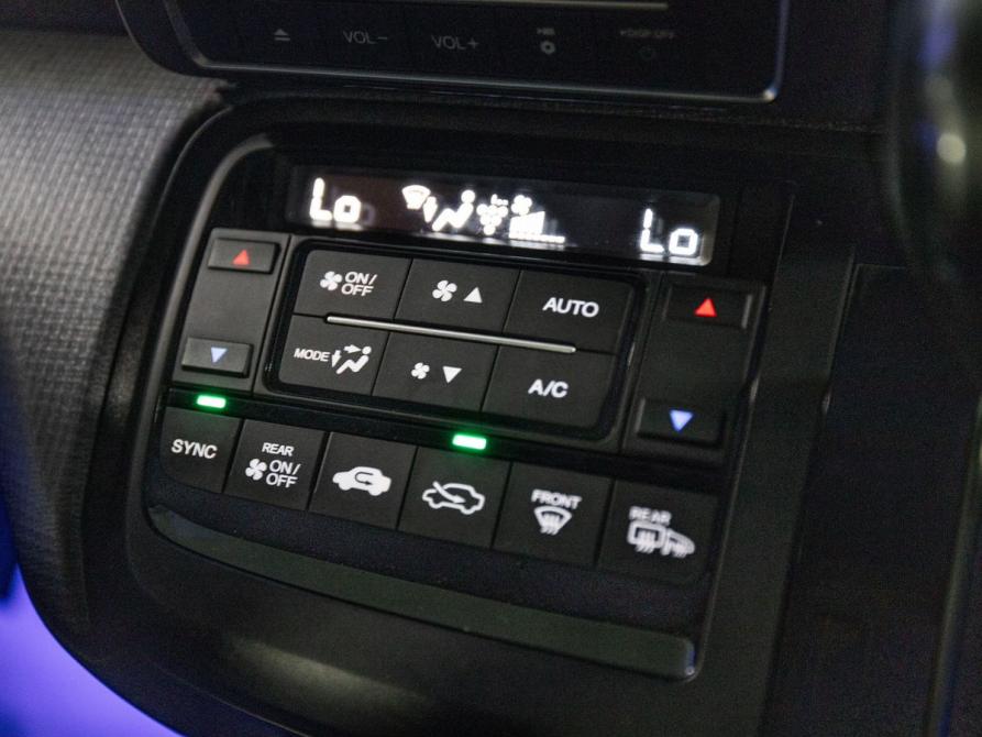 Honda Stepwgn V Рестайлинг Иркутск  - изображение 16