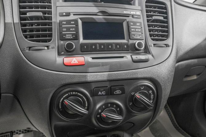 Kia Rio II Рестайлинг с пробегом 2010 года, цена 679 000 рублей, 208000 км, седан, Автокод Объявления