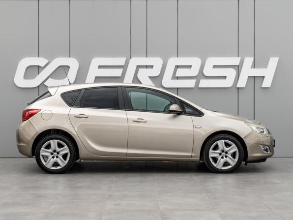 Opel Astra J с пробегом 2011 года, цена 760 000 рублей, 168409 км, хэтчбек, Автокод Объявления