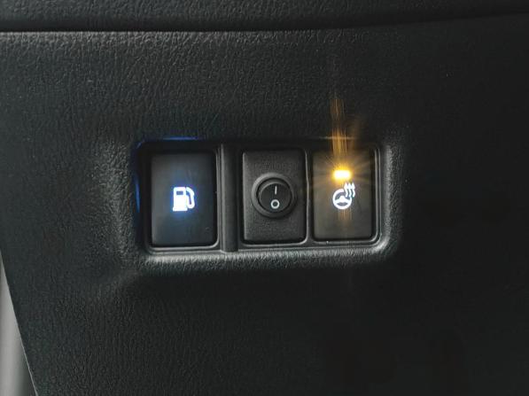 Toyota C-HR I с пробегом 2018 года, цена 2 088 000 рублей, 117597 км, внедорожник, Автокод Объявления