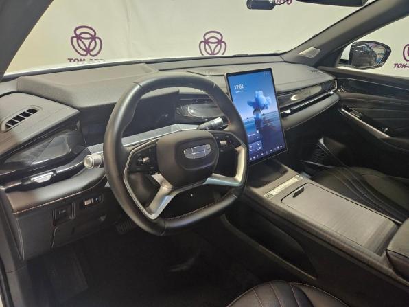 Geely Preface I с пробегом 2024 года, цена 2 600 000 рублей, 12135 км, седан, Автокод Объявления