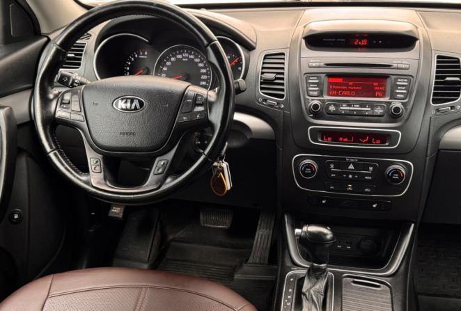 Kia Sorento II Рестайлинг с пробегом 2013 года, цена 1 740 000 рублей, 171364 км, внедорожник, Автокод Объявления