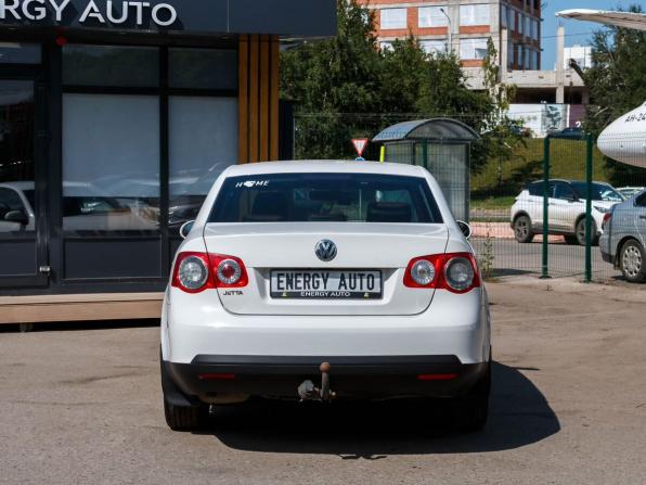 Volkswagen Jetta V с пробегом 2010 года, цена 689 000 рублей, 239954 км, седан, Автокод Объявления