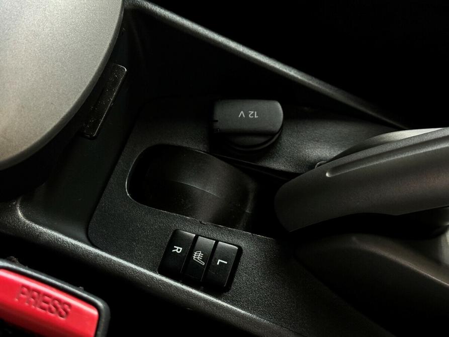 Toyota Auris I Москва  - изображение 9