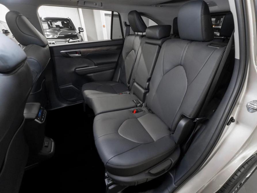 Toyota Highlander IV (XU70) Москва  - изображение 14