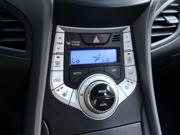Hyundai Avante V с пробегом 2012 года, цена 840 000 рублей, 269549 км, седан, Автокод Объявления