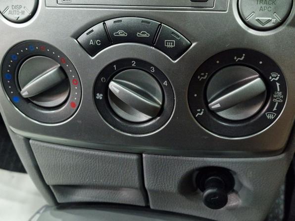 Mazda Demio II (DY) с пробегом 2003 года, цена 370 000 рублей, 212476 км, хэтчбек, Автокод Объявления