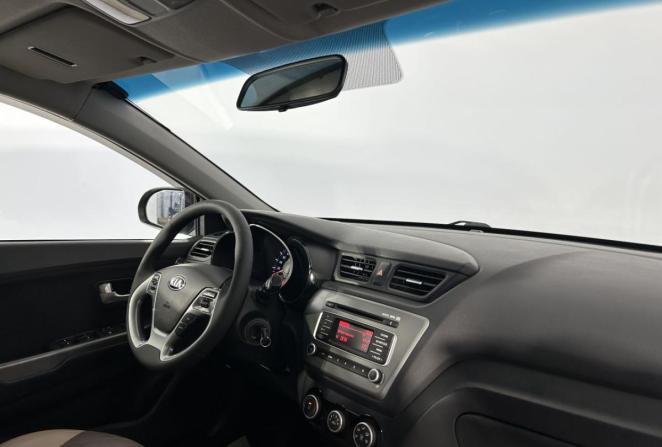 Kia Rio III Рестайлинг с пробегом 2016 года, цена 1 080 000 рублей, 172991 км, седан, Автокод Объявления