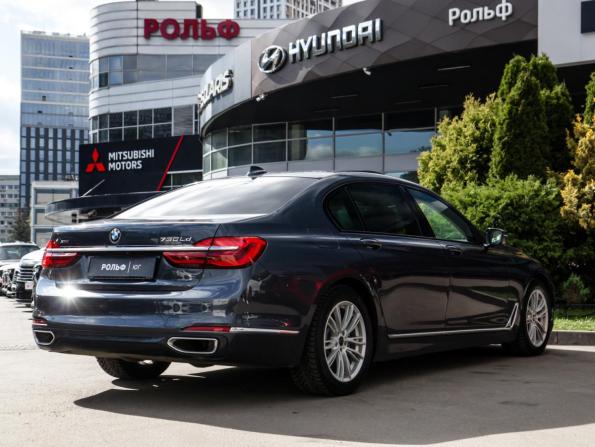 BMW 7 серии VI (G11/G12) с пробегом 2015 года, цена 3 478 000 рублей, 124768 км, седан, Автокод Объявления