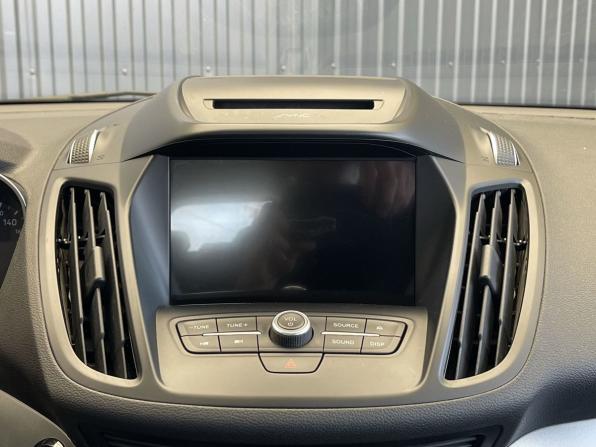 Ford Kuga II Рестайлинг с пробегом 2019 года, цена 1 597 000 рублей, 136459 км, внедорожник, Автокод Объявления