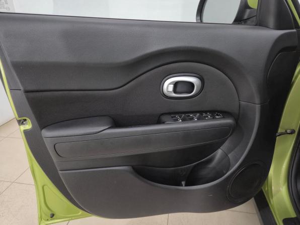 Kia Soul II Рестайлинг с пробегом 2017 года, цена 1 200 000 рублей, 119564 км, хэтчбек, Автокод Объявления