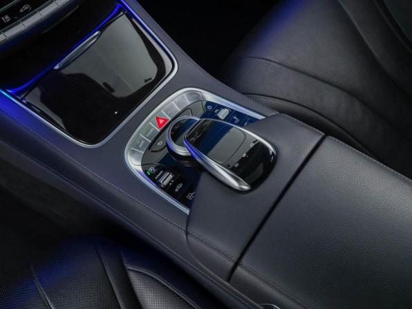 Mercedes-Benz S-Класс VI (W222 C217) Рестайлинг с пробегом 2019 года, цена 5 299 999 рублей, 61221 км, седан, Автокод Объявления