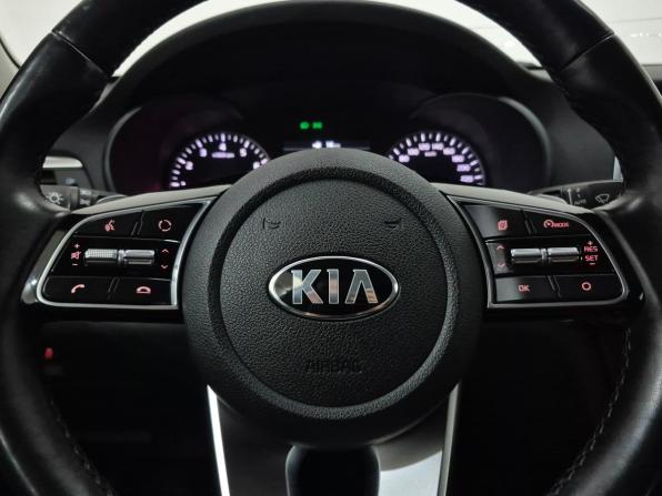 Kia Optima IV Рестайлинг с пробегом 2019 года, цена 1 995 000 рублей, 115294 км, седан, Автокод Объявления