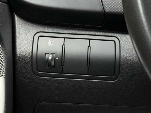 Hyundai Solaris I с пробегом 2012 года, цена 839 000 рублей, 130936 км, хэтчбек, Автокод Объявления