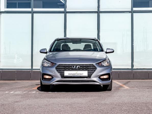 Hyundai Solaris II с пробегом 2017 года, цена 920 000 рублей, 94308 км, седан, Автокод Объявления