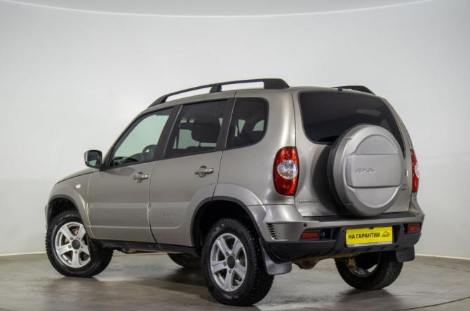 Chevrolet Niva I Рестайлинг с пробегом 2019 года, цена 929 000 рублей, 9647 км, внедорожник, Автокод Объявления