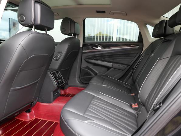 Volkswagen Passat B8 Рестайлинг с пробегом 2021 года, цена 3 850 000 рублей, 55213 км, седан, Автокод Объявления