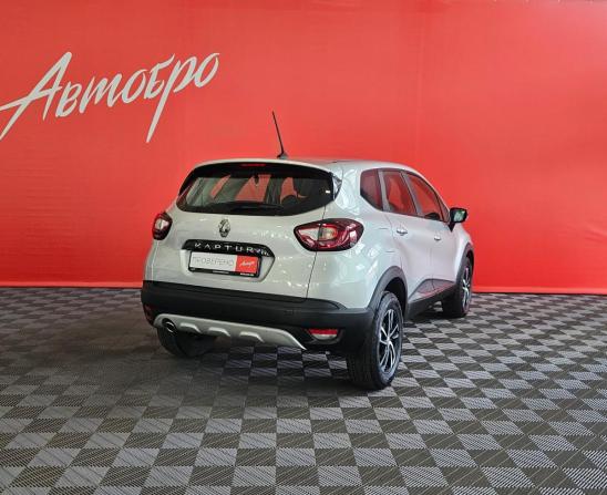Renault Kaptur I Рестайлинг с пробегом 2021 года, цена 1 720 000 рублей, 78994 км, внедорожник, Автокод Объявления