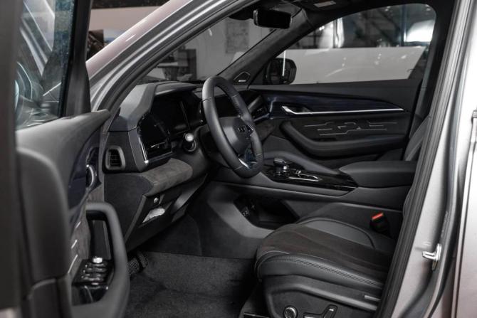 Новый Geely Monjaro I 2026 года, цена 4 954 990 рублей, внедорожник, Автокод Объявления