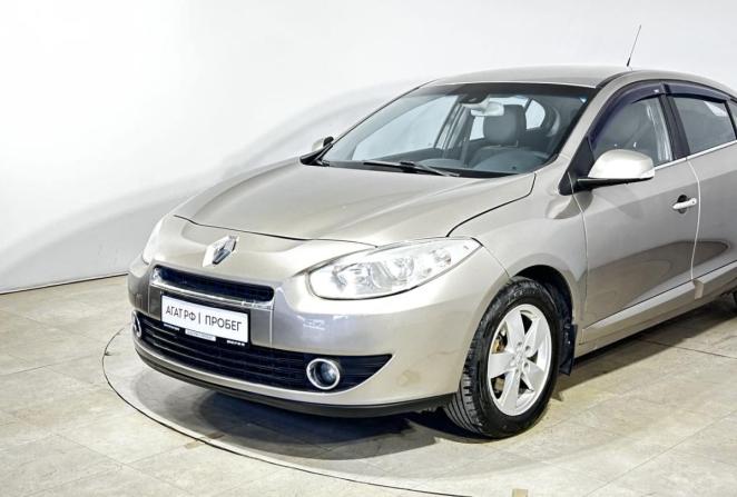 Renault Fluence I с пробегом 2011 года, цена 685 000 рублей, 211857 км, седан, Автокод Объявления