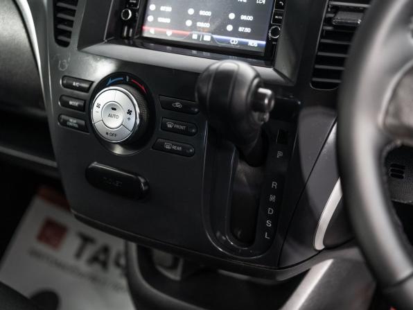 Mazda Biante с пробегом 2008 года, цена 1 170 000 рублей, 163293 км, компактвэн, Автокод Объявления