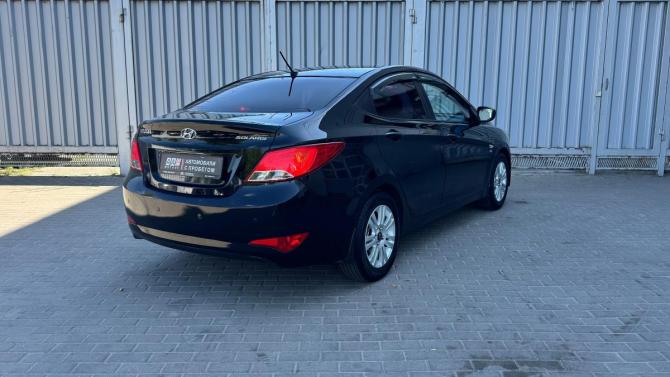Hyundai Solaris I Рестайлинг с пробегом 2015 года, цена 1 099 000 рублей, 155240 км, седан, Автокод Объявления