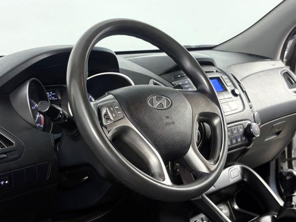 Hyundai ix35 I Рестайлинг с пробегом 2014 года, цена 1 270 000 рублей, 136474 км, внедорожник, Автокод Объявления