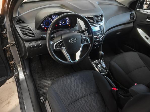 Hyundai Solaris I с пробегом 2012 года, цена 839 000 рублей, 118419 км, седан, Автокод Объявления