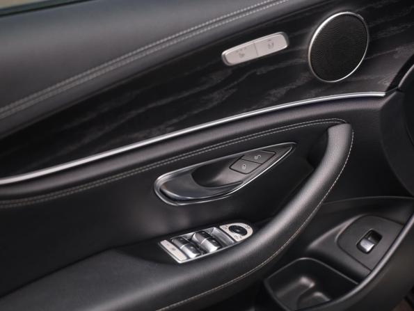 Mercedes-Benz E-Класс V (W213 S213 C238) с пробегом 2018 года, цена 2 749 000 рублей, 162099 км, седан, Автокод Объявления