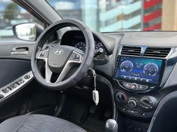 Hyundai Solaris I Рестайлинг с пробегом 2015 года, цена 979 000 рублей, 103523 км, хэтчбек, Автокод Объявления