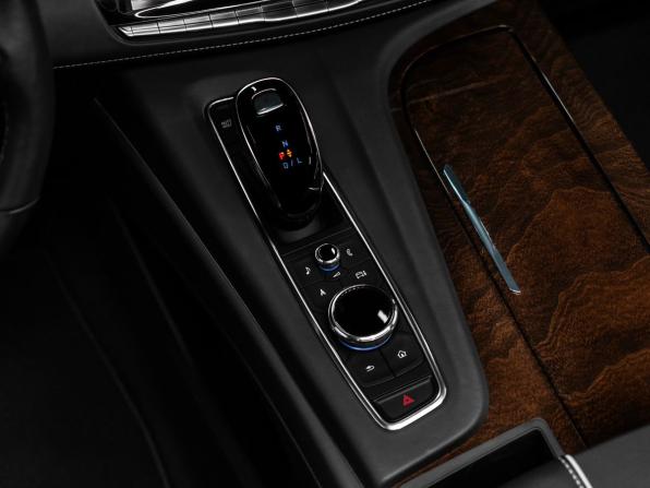Cadillac Escalade V с пробегом 2022 года, цена 17 800 000 рублей, 42 км, внедорожник, Автокод Объявления