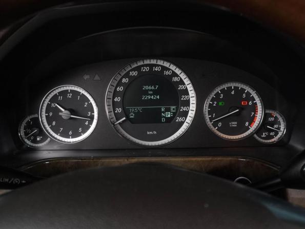 Mercedes-Benz E-Класс IV (W212 S212 C207) с пробегом 2010 года, цена 1 229 000 рублей, 229424 км, седан, Автокод Объявления