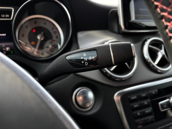 Mercedes-Benz GLA I (X156) с пробегом 2015 года, цена 2 115 000 рублей, 177393 км, внедорожник, Автокод Объявления