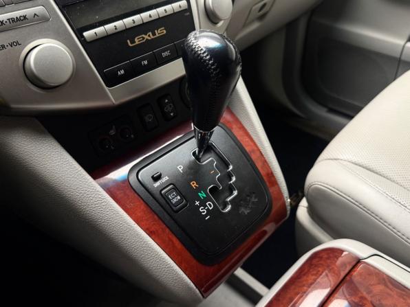 Lexus RX II Рестайлинг с пробегом 2006 года, цена 1 099 000 рублей, 181876 км, внедорожник, Автокод Объявления