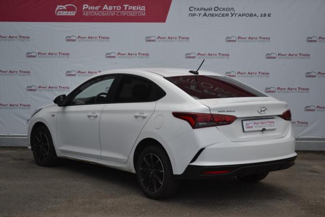 Hyundai Solaris II Рестайлинг с пробегом 2021 года, цена 1 650 000 рублей, 118338 км, седан, Автокод Объявления
