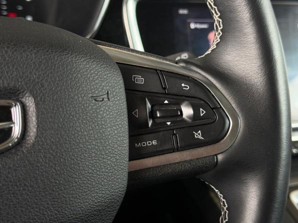 Geely Atlas Pro с пробегом 2023 года, цена 1 949 000 рублей, 50326 км, внедорожник, Автокод Объявления
