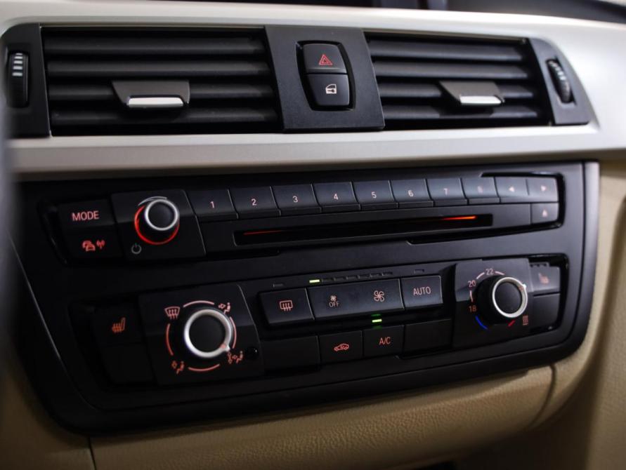 BMW 3 серии VI (F3x) Санкт-Петербург  - изображение 16