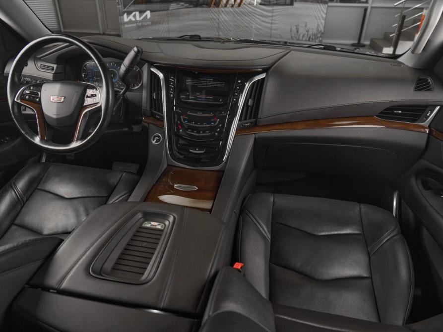 Cadillac Escalade IV Москва  - изображение 9
