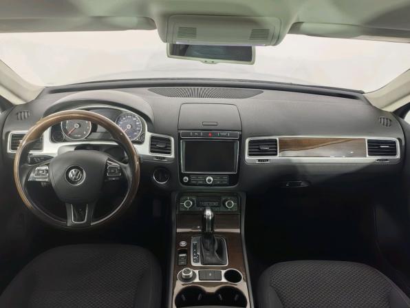 Volkswagen Touareg II Рестайлинг с пробегом 2015 года, цена 2 139 000 рублей, 151000 км, внедорожник, Автокод Объявления