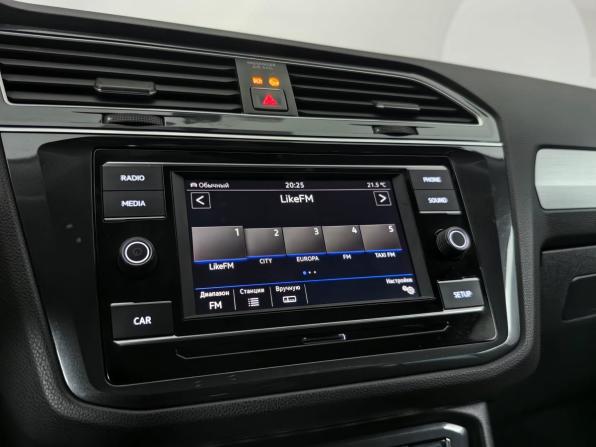 Volkswagen Tiguan II с пробегом 2018 года, цена 1 999 000 рублей, 186692 км, внедорожник, Автокод Объявления