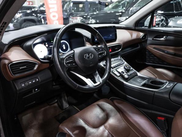 Hyundai Santa Fe IV Рестайлинг с пробегом 2021 года, цена 3 599 700 рублей, 156341 км, внедорожник, Автокод Объявления